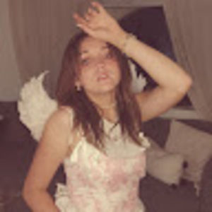 Meet your Posher, Lily